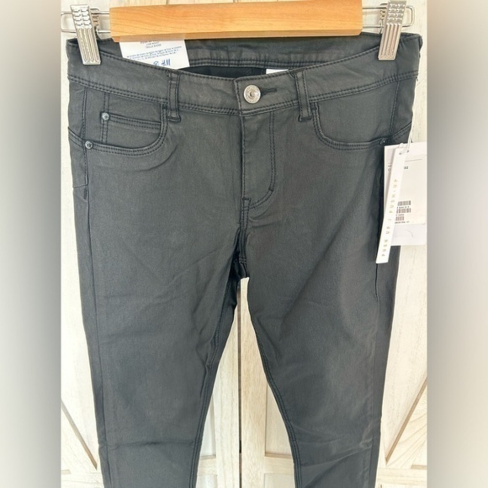 💋NWT H&M Push up jeggings faux leather stretch pants 27/32 - Picture 2 of 8